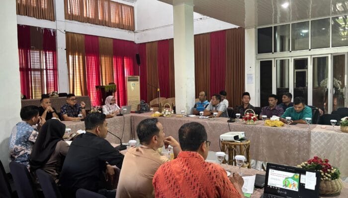 Pemkab Aceh Besar Perkuat Komitmen Pengelolaan Sampah Berbasis Gampong