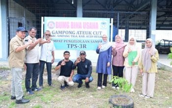 Tim Kementerian Lingkungan Hidup Apresiasi Pengelolaan Sampah TPS 3R Gampong Ateuk Cut Aceh Besar