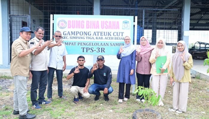 Tim Kementerian Lingkungan Hidup Apresiasi Pengelolaan Sampah TPS 3R Gampong Ateuk Cut Aceh Besar