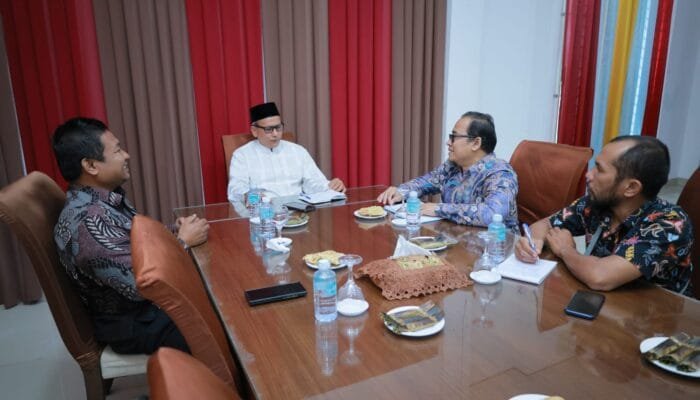 Asisten III Sekda Aceh Besar Minta Mahasiswa KPM UIN Ar-Raniry Berkontribusi untuk Masyarakat