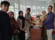 Ketua Baitul Mal Aceh Besar Terima Berkas Pendaftaran Bantuan Usaha Warga Gampong Leu Ue
