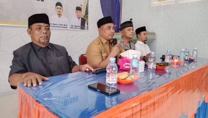 Camat Darul Imarah Gelar Pengajian Rutin Bagi Aparatur Pemerintahan Gampong