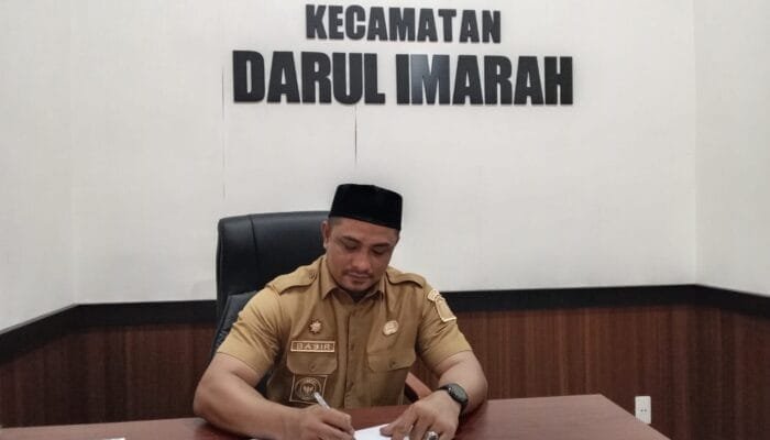 Camat Darul Imarah Minta Pemerintah Gampong segera Siapkan Penjaringan Tuha Peut