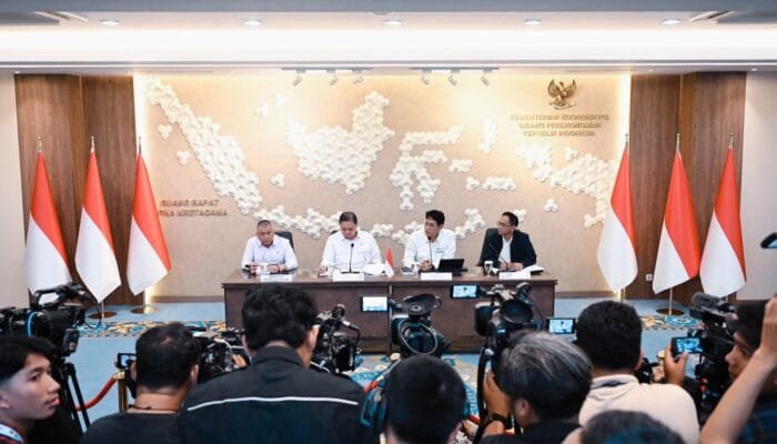 Pemerintah Memastikan Harga BBM Subsidi Tidak Naik