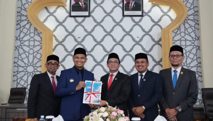 DPRK Banda Aceh Gelar Rapat Paripurna Penyerahan LKPJ Walikota Tahun Anggaran 2025