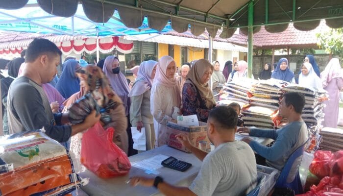 Pemkab Aceh Besar Gelar Pangan Murah di Peukan Bada
