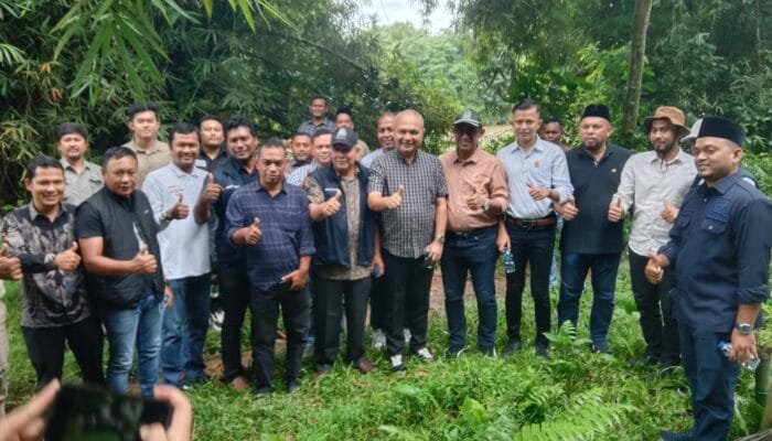 Banleg DPRK Aceh Besar dan PDAM Tirta Mountala Tinjau Lokasi Pembangunan WTP Seulimuem