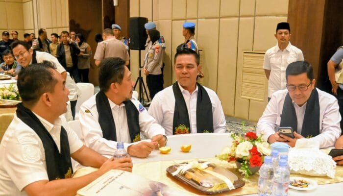 Bupati Aceh Besar Hadiri Peluncuran Buku ‘Polda Aceh Meutuah’