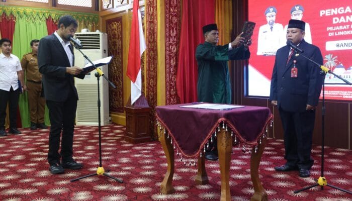 Gubernur Aceh Lantik Dr. Misran Fuadi sebagai Kepala Dinas Syariat Islam Aceh