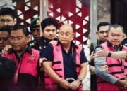 Pejabat BGN Terseret Dugaan Korupsi, Usai Dicopot Langsung Dipakaikan Baju Pink