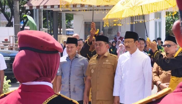Dampingi Menteri Sosial RI Tinjau Sekolah Rakyat, Bupati Aceh Besar: Kini Siswa Mereka Percaya Diri dan Disiplin