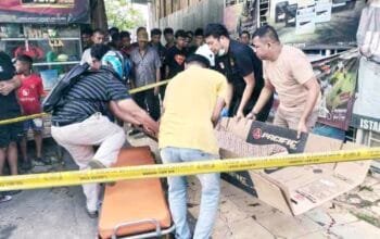 Pasang Baliho di Lueng Bata, Pria Asal Aceh Besar Tewas Tersengat Listrik