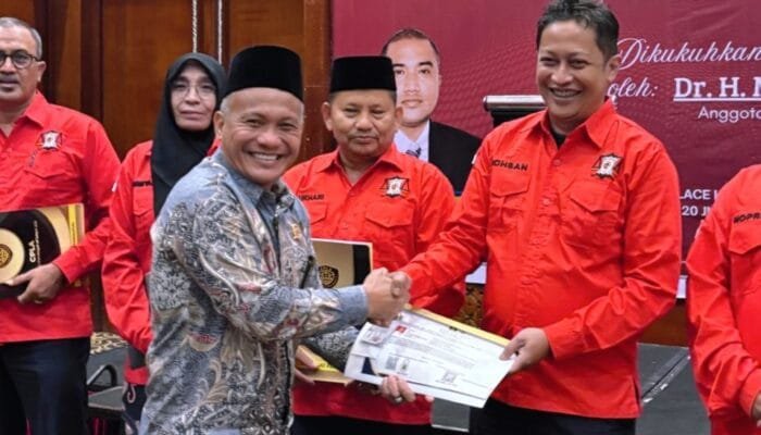 Perkuat Pelayanan Publik, Delapan Pegawai Tirta Mountala Raih Sertifikasi Paralegal