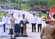 Resmikan 1.151 Kilometer Jalan Daerah, Presiden Prabowo: Tak Boleh Ada Wilayah Tertinggal karena Akses
