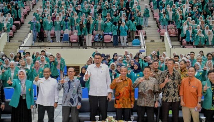Staf Ahli Bupati Aceh Besar Hadiri Pembekalan Mahasiswa KKN USK, Tegaskan Pentingnya Peran Perguruan Tinggi