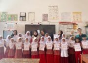 Tanamkan Kesadaran Hukum Sejak Dini, Mahasiswa KKN USK Edukasi Siswa SD di Pidie Jaya