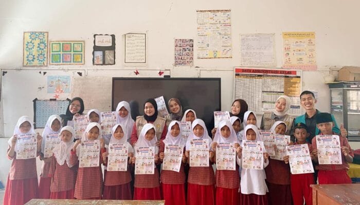 Tanamkan Kesadaran Hukum Sejak Dini, Mahasiswa KKN USK Edukasi Siswa SD di Pidie Jaya
