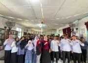 Bawaslu Banda Aceh Perkenalkan Demokrasi dan Hak Informasi kepada Siswa SLB