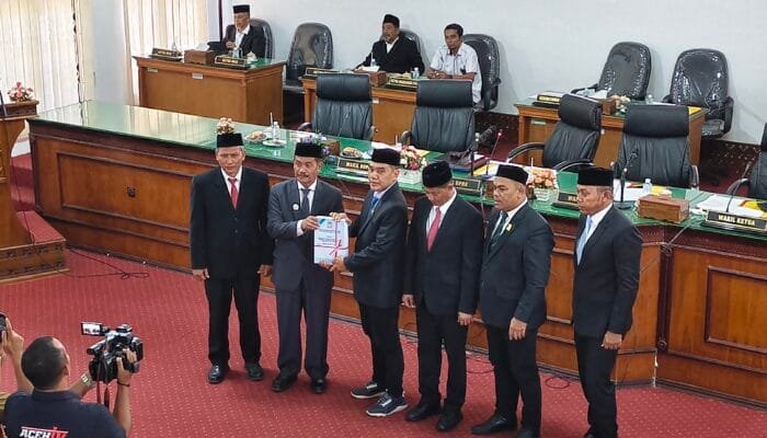Wakil Bupati Aceh Besar Sampaikan Nota Pengantar Raqan Pertanggungjawaban APBK 2025