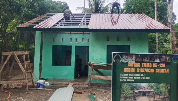 Rumah Reyot Tinggal Kenangan, RTLH TMMD Kodim Aceh Selatan Masuk Tahap Pengecatan