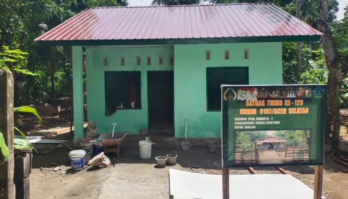 Dari Rumah Reyot Menuju Rumah Impian, Satgas TMMD Bangun Harapan Barlian