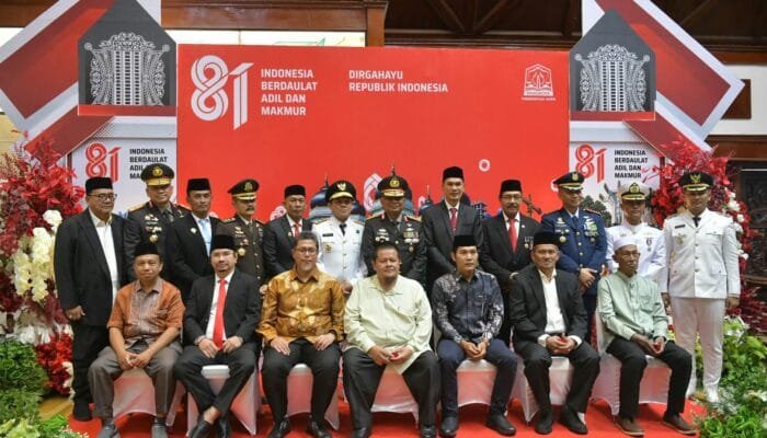 Pemerintah Aceh Beri Penghargaan kepada Keluarga Pahlawan