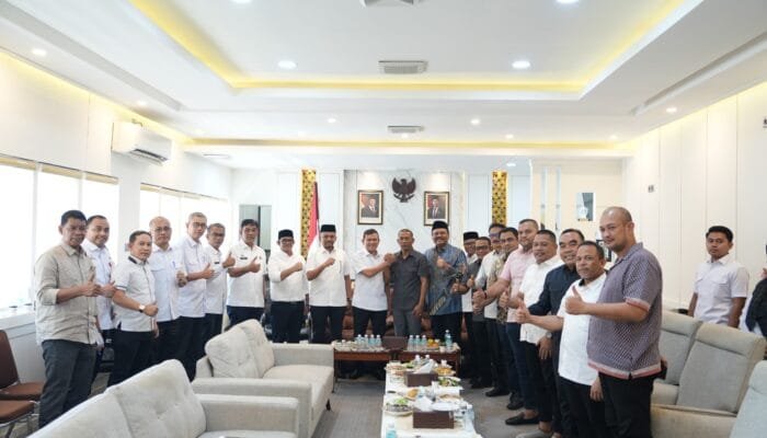 Wagub dan DPRA Percepat Pembahasan APBA
