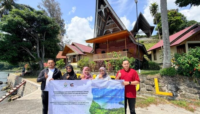 Dosen FKIP Unimal Laksanakan Pengabdian Masyarakat Berbasis Ekowisata di Danau Toba