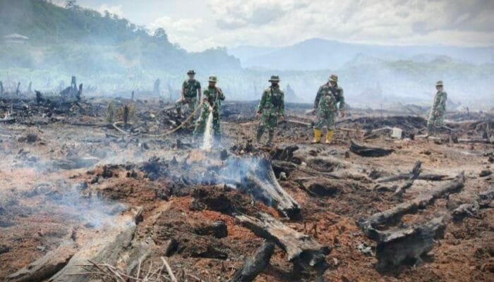 TNI Turun Tangan Fokus Tangani Karhutla di Lahan Gambut Aceh Selatan