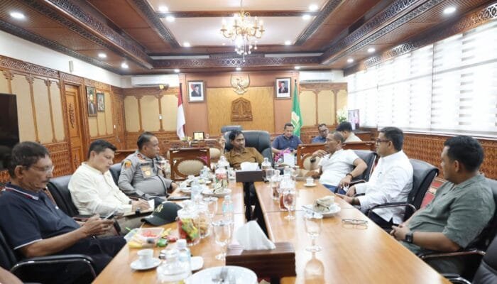Mualem Bersama Kapolda dan Ketua DPRA Bahas Mitigasi Bencana
