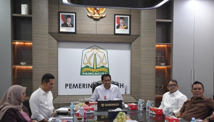 Pemegang Saham Pengendali Pimpin RUPSLB Bank Aceh