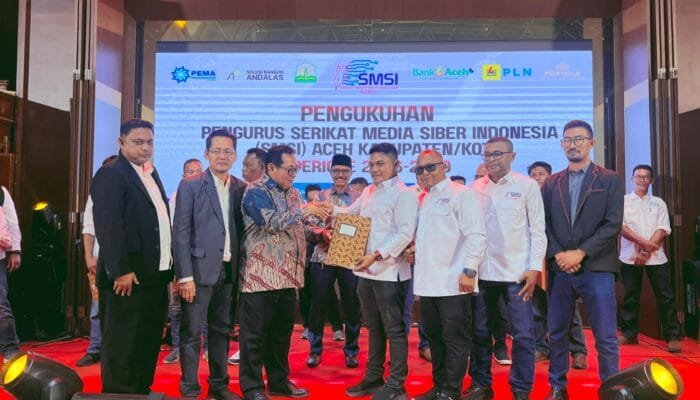 SMSI Aceh Besar Dikukuhkan, Zulfikar Terima SK Kepengurusan