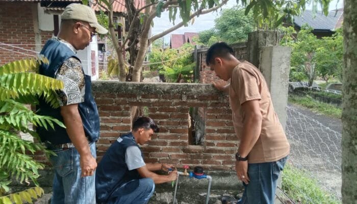 PDAM Tirta Mountala Cabang Darul Imarah Turunkan Tim Penertiban untuk Cegah Tunggakan