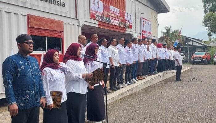 18 Relawan PMI Aceh Besar Terima Penghargaan Operasi Senyar Aceh