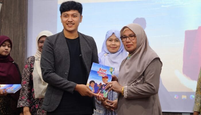 Ketua DWP Aceh Besar Hadiri Peluncuran Buku dan Film Animasi “Araf dan Panglima Laot”