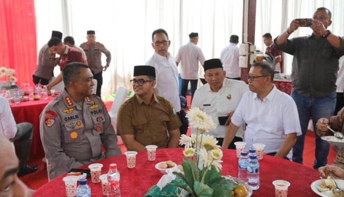 Plt Sekda Aceh Hadiri Peringatan Maulid Nabi di Dayah Darul Musthafa