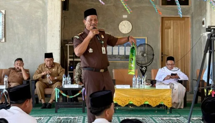 Kejati Aceh Masuk Dayah, Bekali Santri dengan Literasi Hukum dan Bahaya Cyberbullying