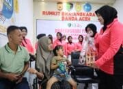 Bhayangkari Turunkan 74 Nakes dalam Bakkes di Aceh Tamiang, Sediakan Cek Lab hingga Operasi Katarak Gratis