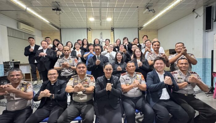 Berkunjung ke Gereja Methodist, Kapolda Aceh Ajak Jemaat Jaga Kerukunan