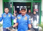 Heboh! Biawak Terjebak di Ruangan Kantor KUA Kuta Malaka, Damkar Aceh Besar Turun Tangan