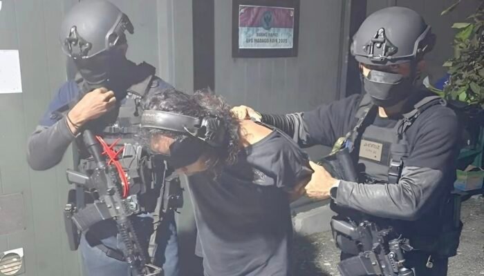 Geger! Densus 88 Tangkap 12 Terduga Teroris di Enam Provinsi