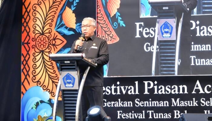 Festival Tunas Bahasa Aceh dan Gerakan Seniman Masuk Sekolah di Peukan Bada Berakhir