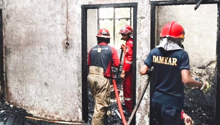 Kebakaran Hanguskan Rumah Warga di Peukan Bada
