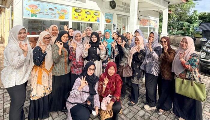 Ketua Dekranasda Sabang Kunjungi Sentra IKM Kakao dan Rumah Kemasan